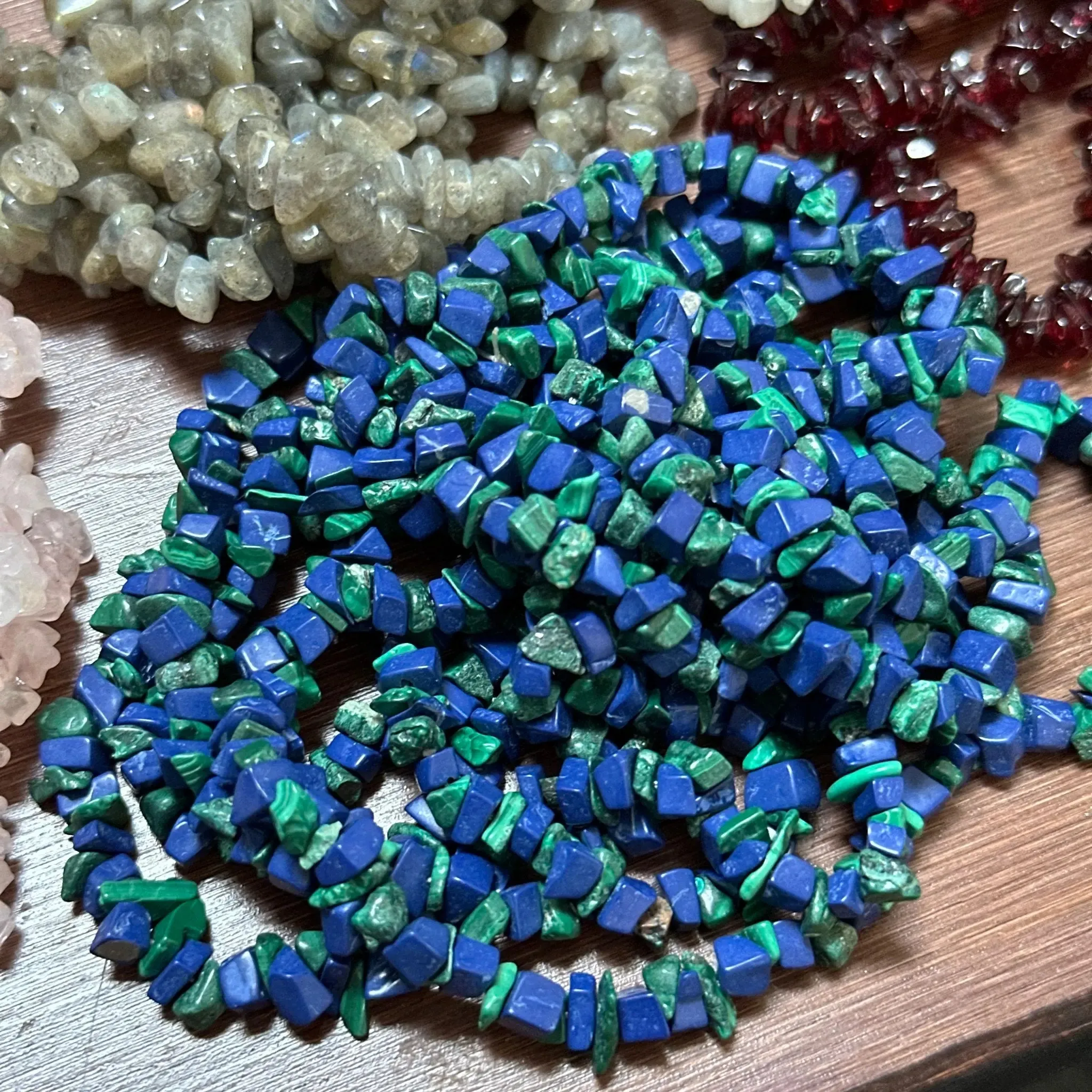 Gemstone Chip Necklaces 33 nch