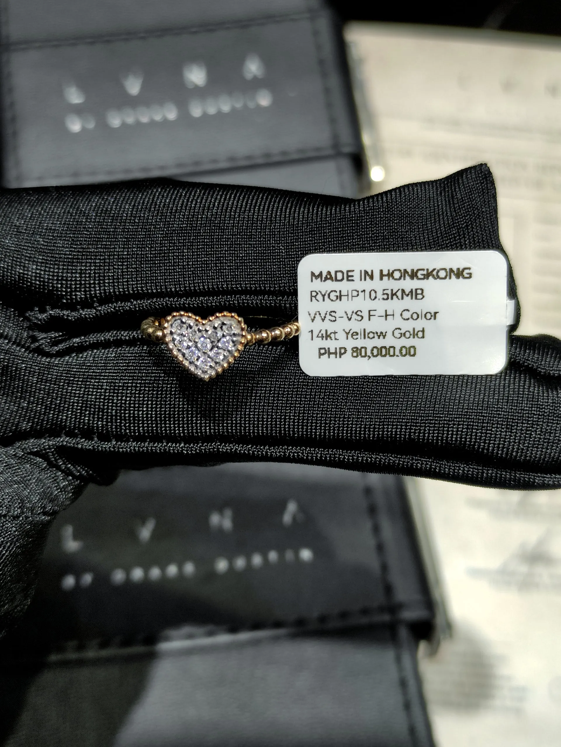 Golden Classic Heart Paved Diamond Ring 14kt