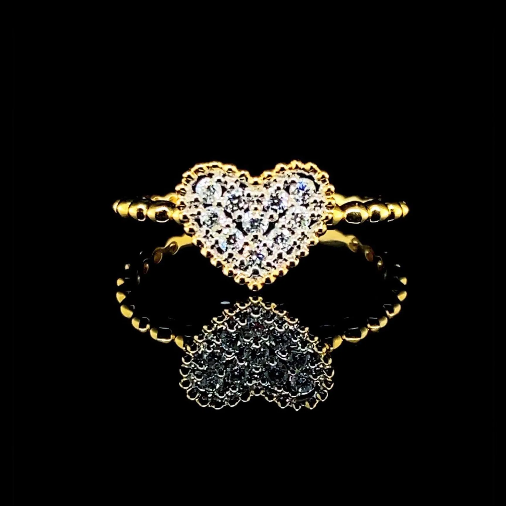 Golden Classic Heart Paved Diamond Ring 14kt