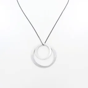 OVERLAPPING CIRCLE NECKLACE