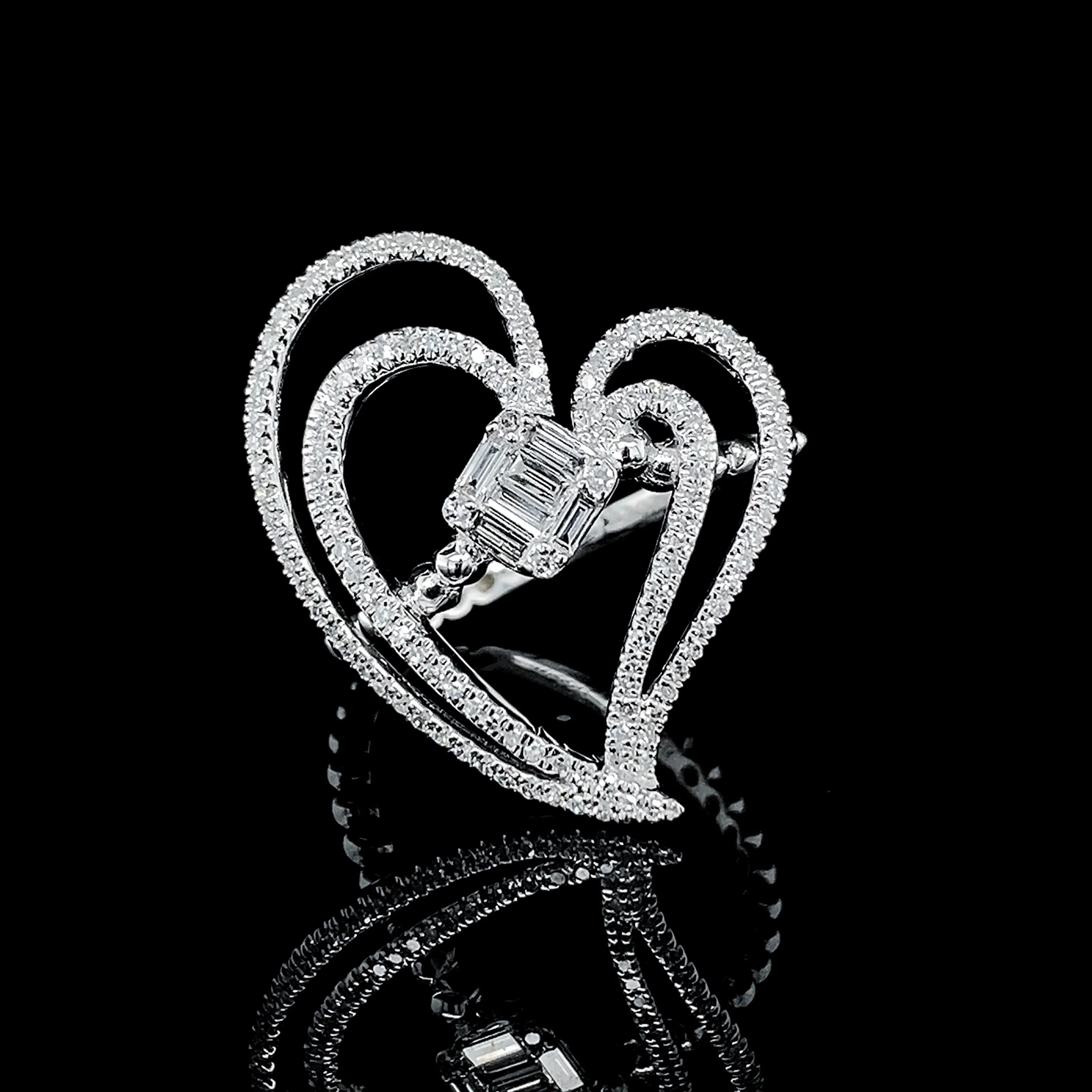 PREORDER | Heart Halo Paved Diamond Ring 14kt