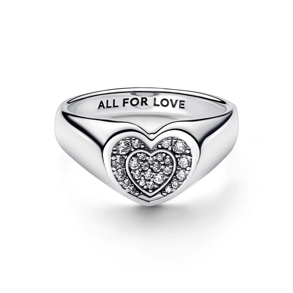 Radiant Heart Pavé Signet Ring