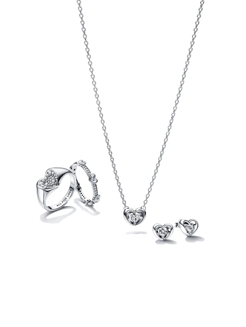 Radiant Heart Pavé Signet Ring