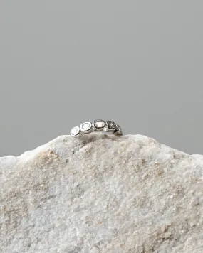 Round Shiny Earcuff Silver