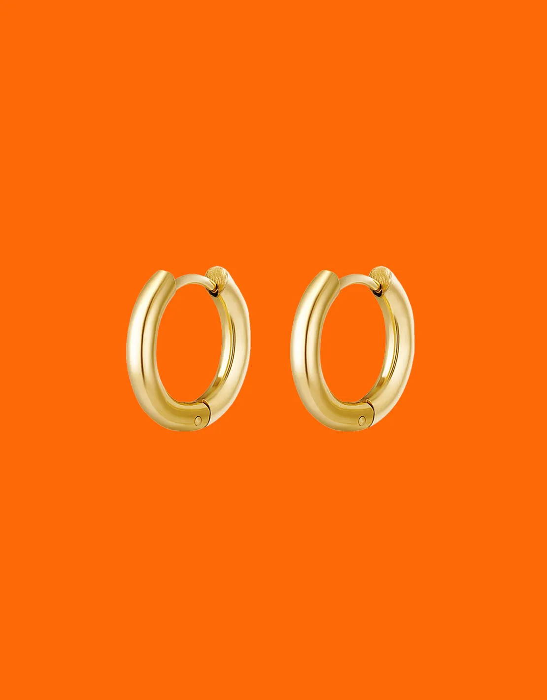 Small basic creoles earrings