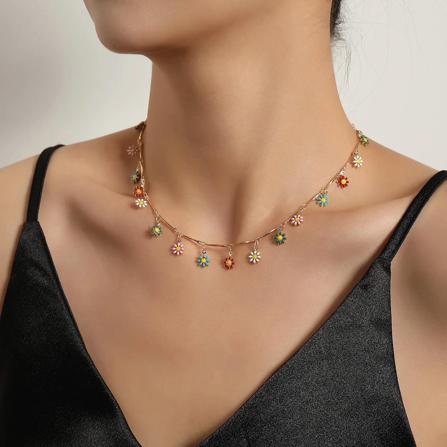 Wholesale Flower Simple Copper Necklaces